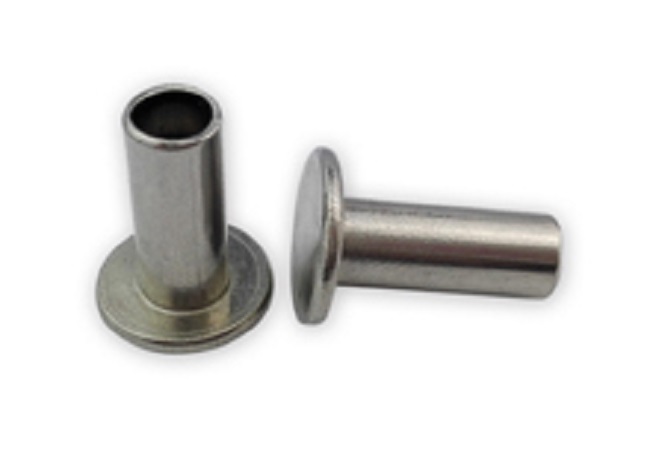 Flat head semi-tubular rivets